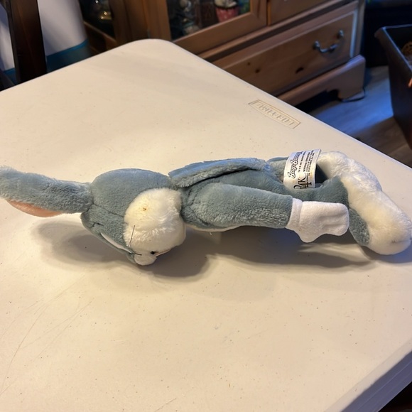 Vintage 1991 Warner Bros. character plush 13.5 inches tall Bugs Bunny preowned - Picture 7 of 7